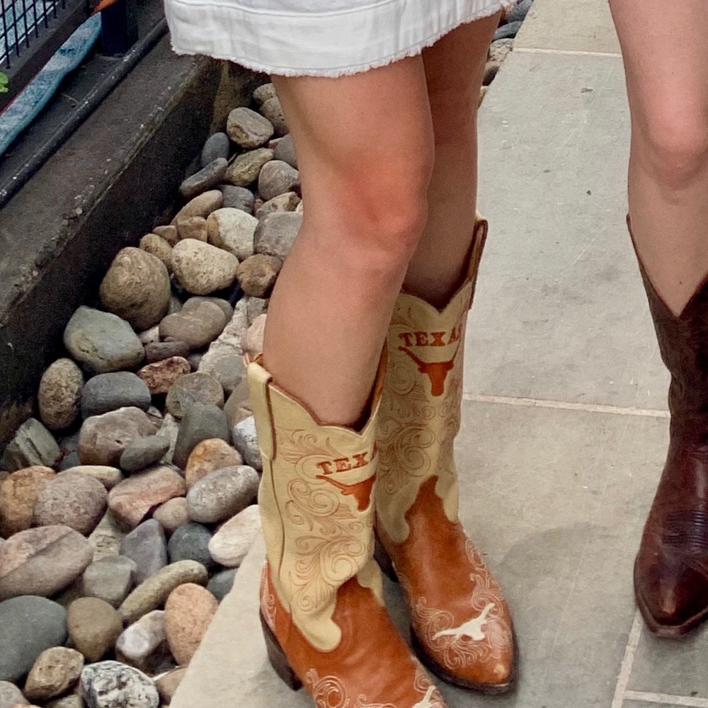 University of Texas (UT) boots! Size 8.5